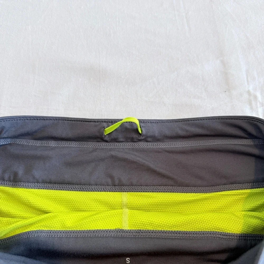 Athleta Runaround Pleated Back‎ Tennis Skirt Skort Small Gray Golf Pickleball